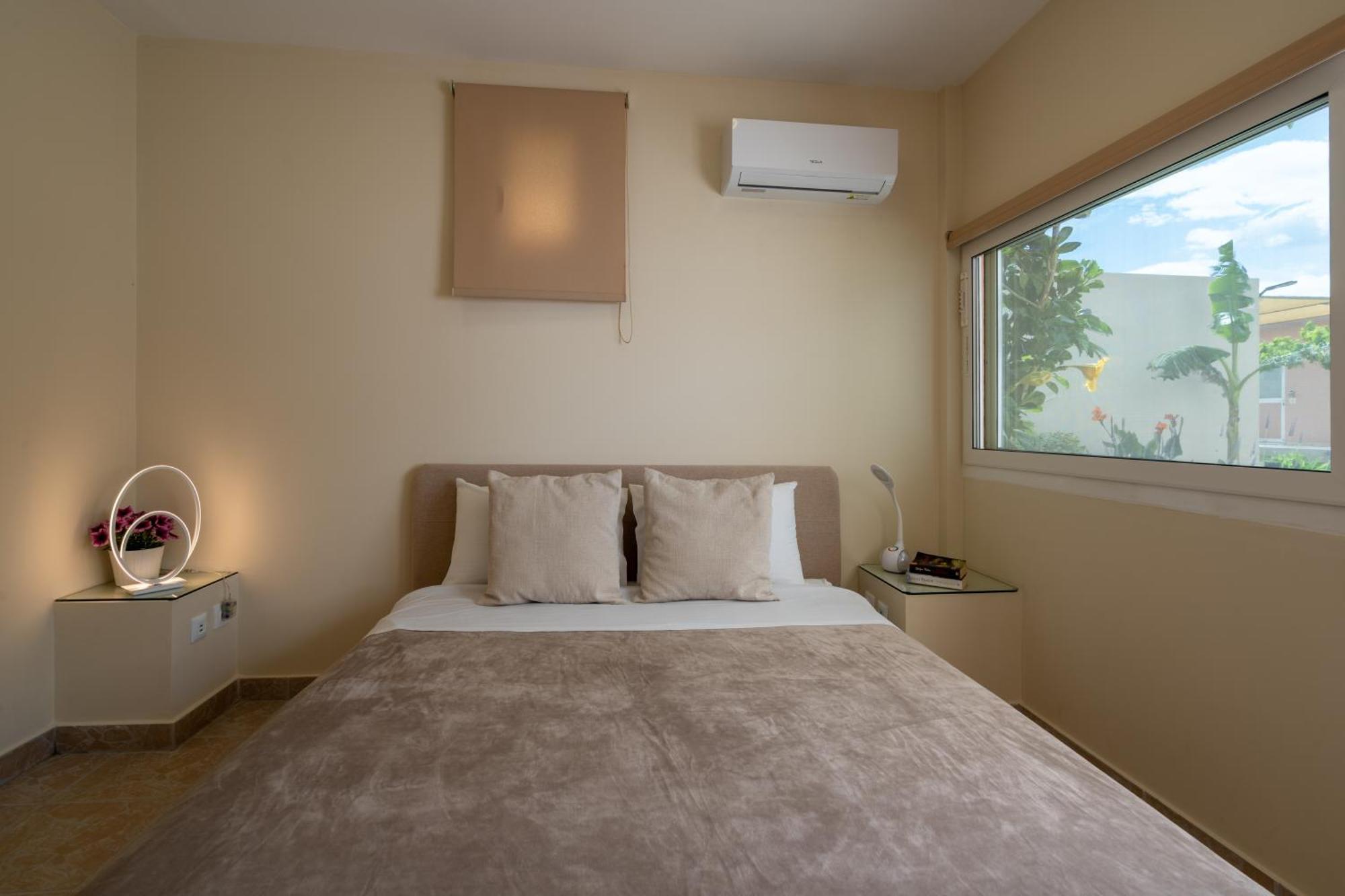 Modular Bungalows With Heated Pool Artemis Greece Exteriör bild
